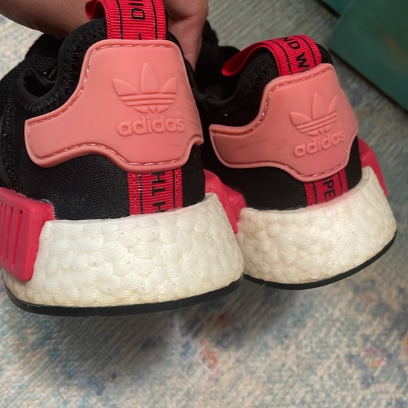ADIDAS NMD_R1 'Core Black Tactile Rose' Running Shoes Size 5.5 - Picture 5 of 11